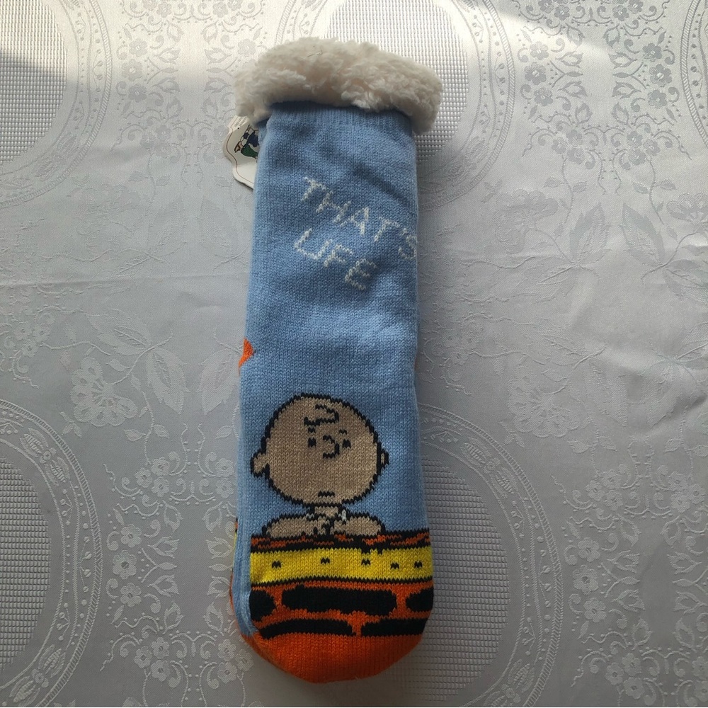 Peanuts Snoopy Sherpa Lined Women’s Winter Slipper Socks OSFM Warm Soft snuggly